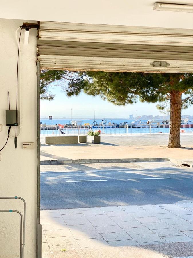 Appartement Devant La Plage روساس المظهر الخارجي الصورة
