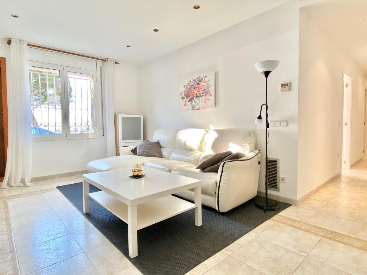 Appartement Devant La Plage روساس المظهر الخارجي الصورة
